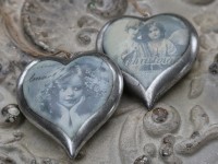 Chic Antique Silbernes Herz mit Engelsdruck Zwei Engel
