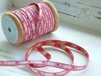 Band rosa mit Schweinchen